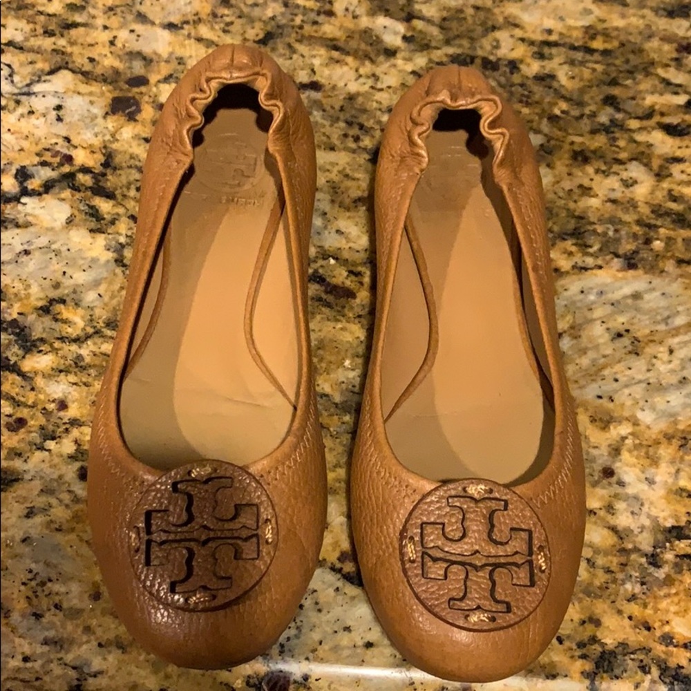 Tory Burch Revas. Size 8